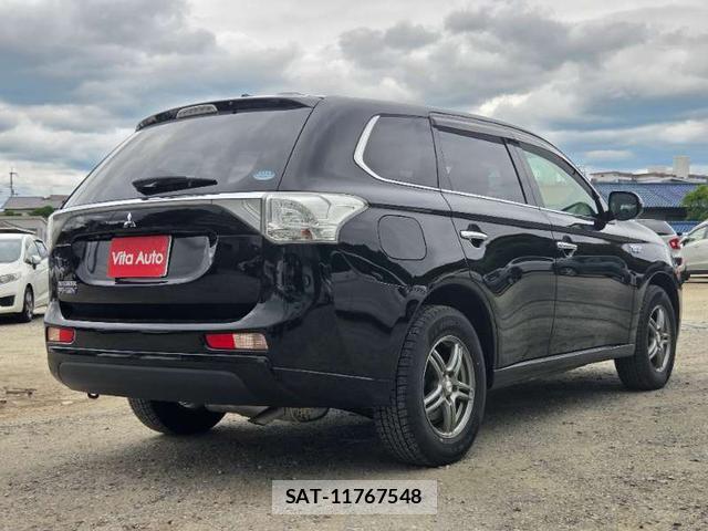 Mitsubishi OUTLANDER PHEV 2013-09 7808526-3