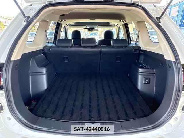 Mitsubishi OUTLANDER PHEV 2017-03 7808911-15