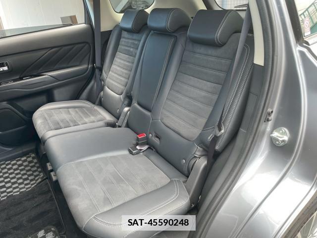 Mitsubishi OUTLANDER PHEV 2018-11 7809570-11
