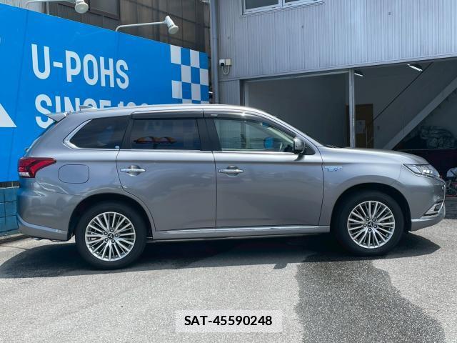 Mitsubishi OUTLANDER PHEV 2018-11 7809570-6