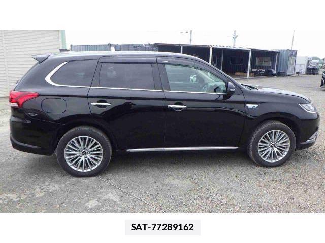 Mitsubishi OUTLANDER PHEV 2019-06 7810266-10