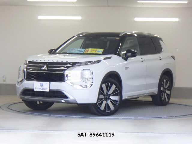 Mitsubishi OUTLANDER PHEV 2025-04 7810806-0