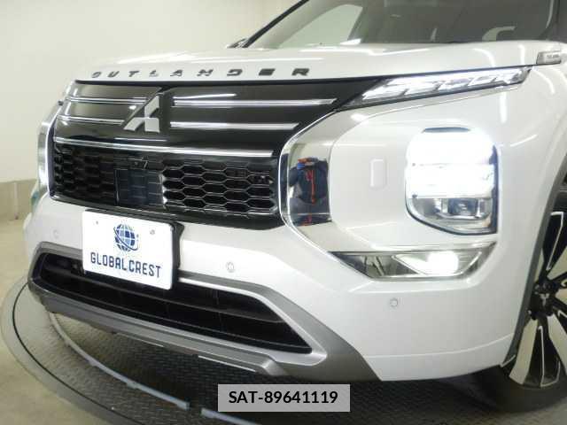 Mitsubishi OUTLANDER PHEV 2025-04 7810806-14