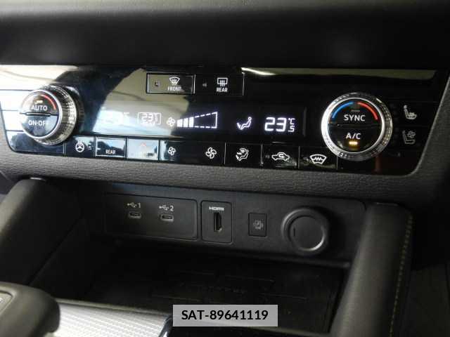 Mitsubishi OUTLANDER PHEV 2025-04 7810806-9