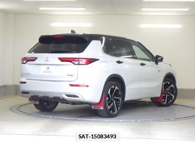 Mitsubishi OUTLANDER PHEV 2023-01 7810876-1