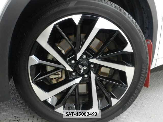 Mitsubishi OUTLANDER PHEV 2023-01 7810876-15