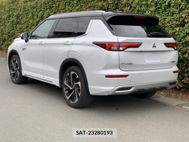 Mitsubishi OUTLANDER 2022-01 7806000-14