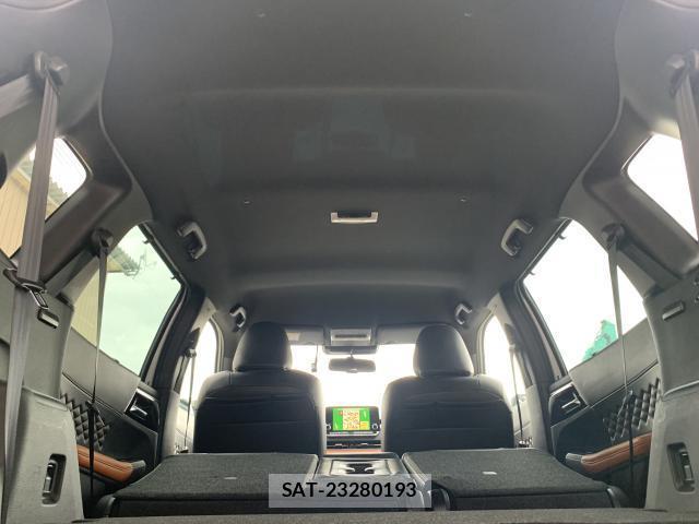 Mitsubishi OUTLANDER 2022-01 7806000-16