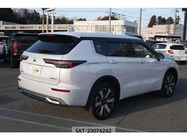 Mitsubishi OUTLANDER 2024-12 7809253-4