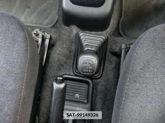 Mitsubishi PAJERO MINI 2005-06 7808862-18
