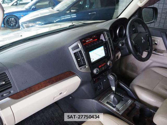 Mitsubishi PAJERO 2014-10 7796023-19