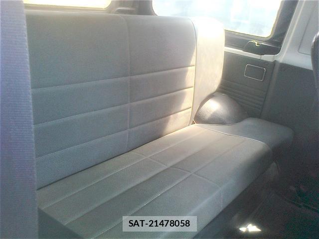 Mitsubishi PAJERO 1990-06 7798390-5