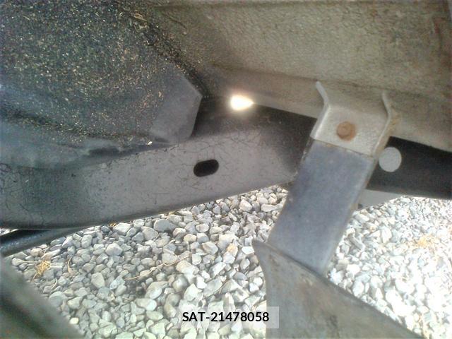 Mitsubishi PAJERO 1990-06 7798390-6