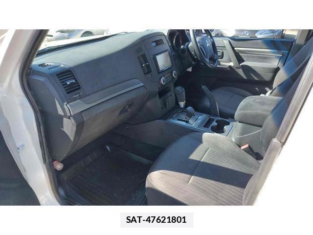 Mitsubishi PAJERO 2014-06 7801598-19