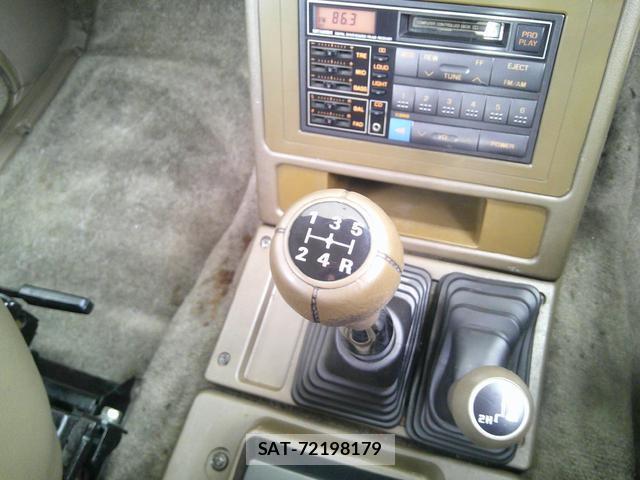 Mitsubishi PAJERO 1990-12 7806731-16