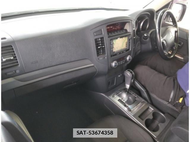 Mitsubishi PAJERO 2014-03 7807253-2