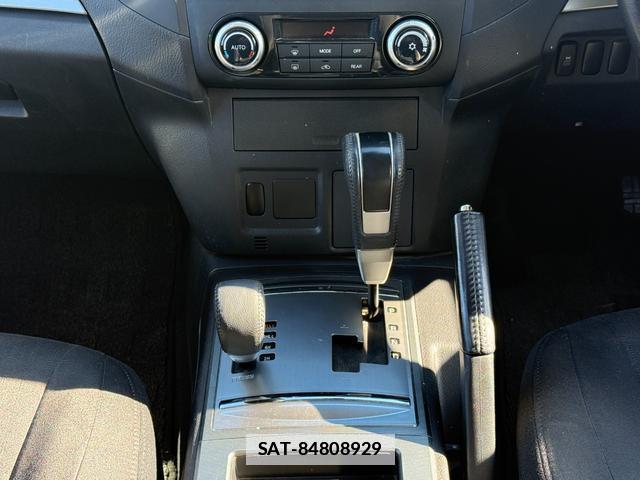 Mitsubishi PAJERO 2012-11 7808775-19