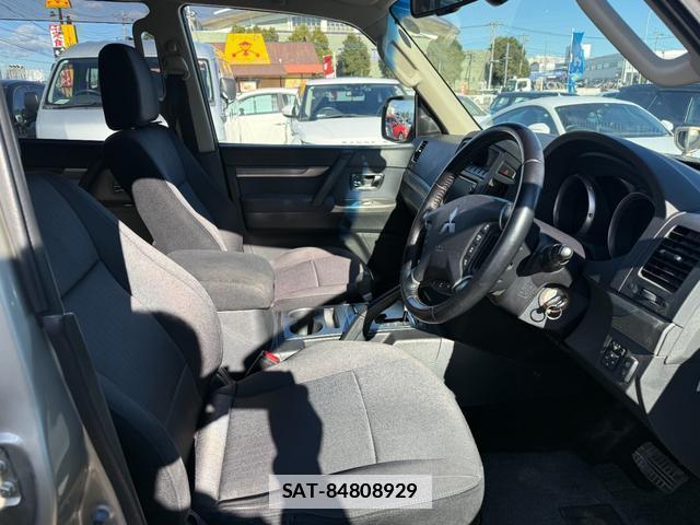 Mitsubishi PAJERO 2012-11 7808775-7