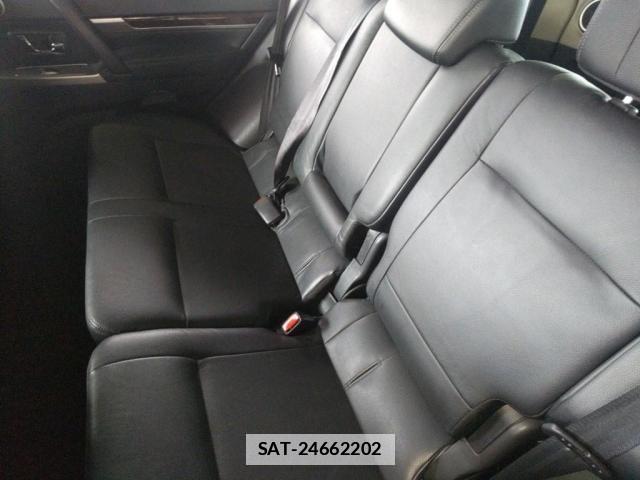 Mitsubishi PAJERO 2014-07 7810413-5