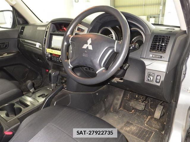 Mitsubishi PAJERO 2016-09 7810454-2