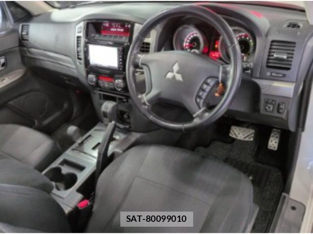 Mitsubishi PAJERO 2017-09 7811021-2