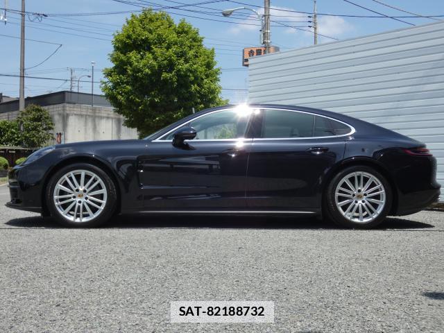 Porsche PANAMERA 2017-06 7794550-4