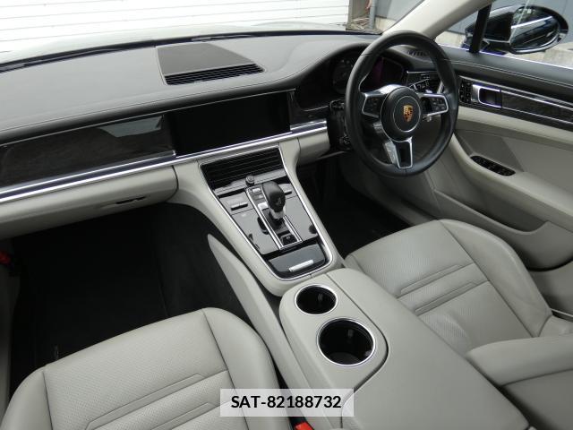 Porsche PANAMERA 2017-06 7794550-5