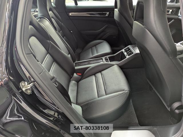 Porsche PANAMERA 2017-08 7795297-14