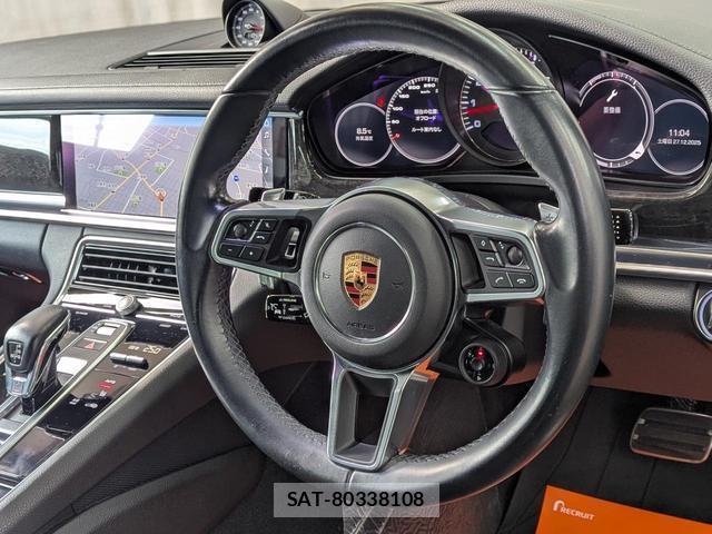 Porsche PANAMERA 2017-08 7795297-5