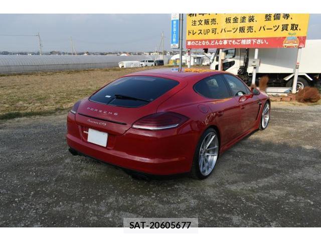 Porsche PANAMERA 2013-06 7796540-11