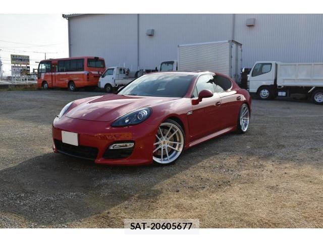 Porsche PANAMERA 2013-06 7796540-12