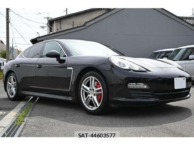 Porsche PANAMERA 2011-05 7796615-16