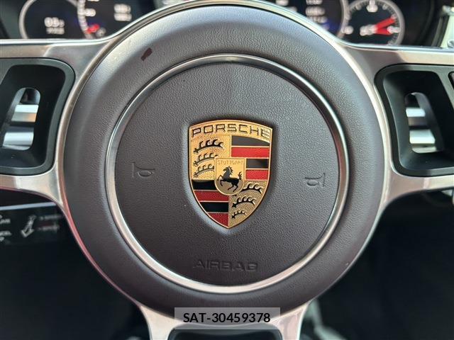Porsche PANAMERA 2018-05 7797810-18