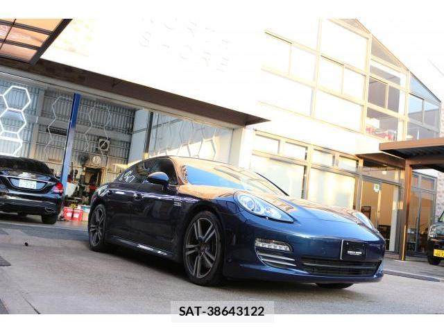 Porsche PANAMERA 2013-04 7799744-3
