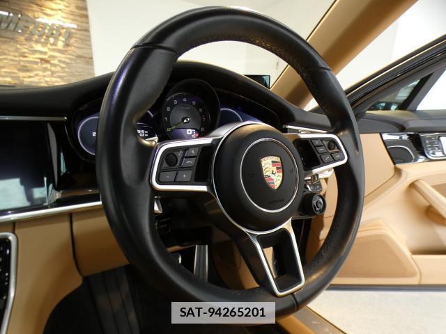 Porsche PANAMERA 2018-12 7800563-7