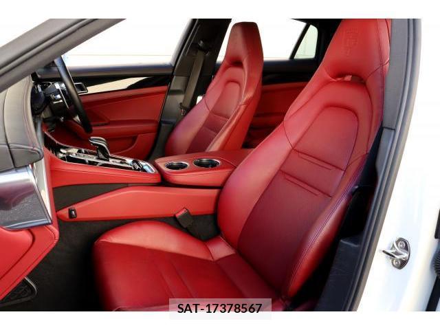 Porsche PANAMERA 2017-11 7803324-3