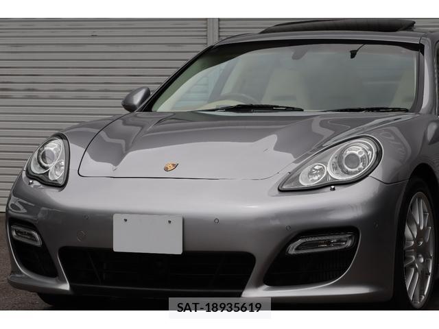 Porsche PANAMERA 2012-06 7803331-10