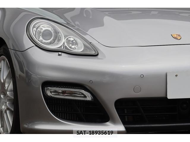 Porsche PANAMERA 2012-06 7803331-11