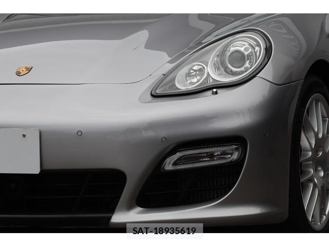 Porsche PANAMERA 2012-06 7803331-12