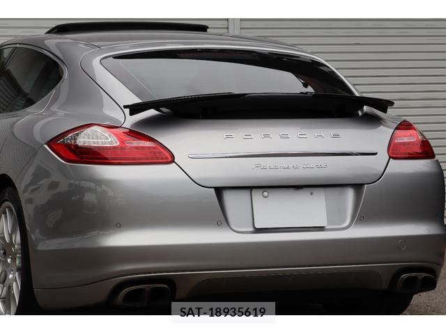 Porsche PANAMERA 2012-06 7803331-13