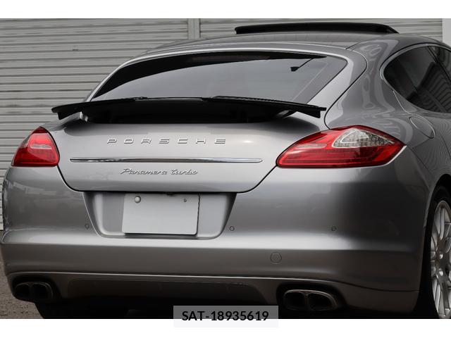 Porsche PANAMERA 2012-06 7803331-14