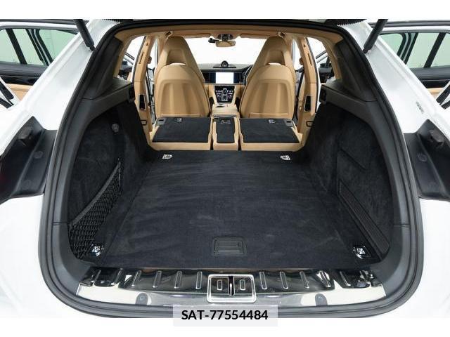 Porsche PANAMERA 2018-06 7807060-15