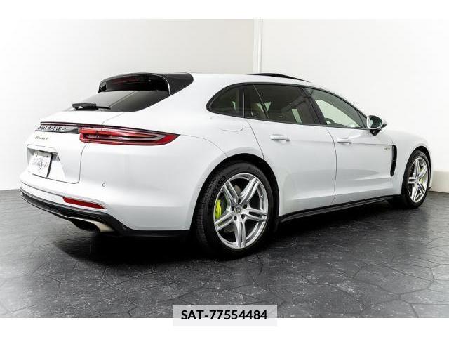 Porsche PANAMERA 2018-06 7807060-8