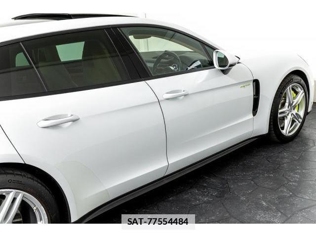 Porsche PANAMERA 2018-06 7807060-9