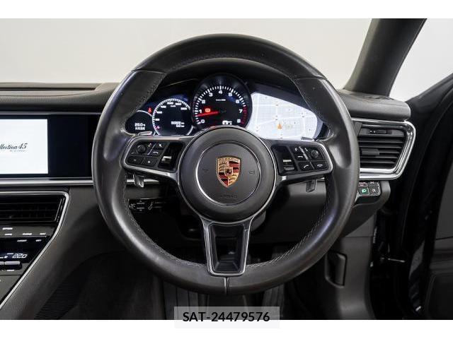Porsche PANAMERA 2017-09 7807070-16