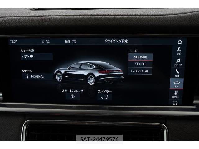 Porsche PANAMERA 2017-09 7807070-17