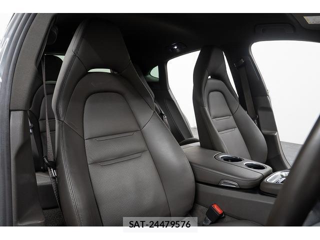 Porsche PANAMERA 2017-09 7807070-3