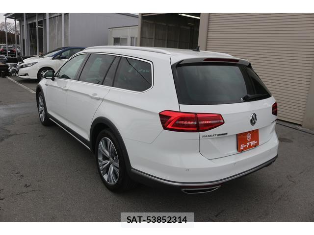 VolksWagen PASSAT ALLTRACK 2019-01 7809480-11