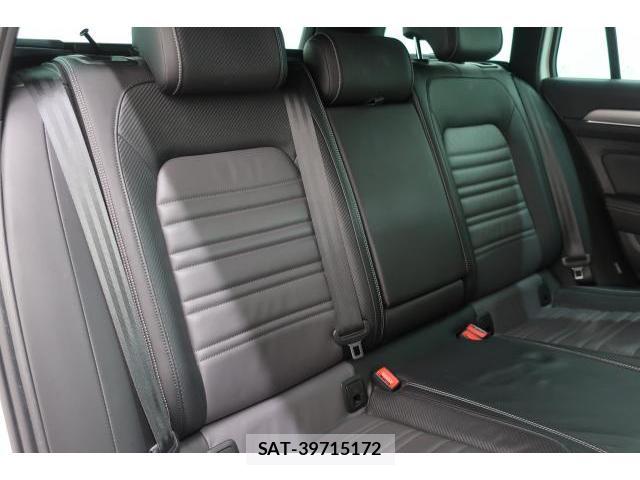 VolksWagen PASSAT VARIANT 2016-11 7793197-14