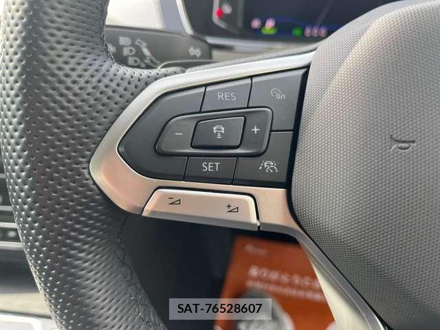 VolksWagen PASSAT VARIANT 2022-06 7802615-11